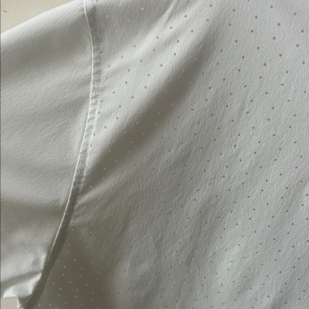 White Short-Sleeve Button-Up Shirt by Rabbit - Picture 3 of 7